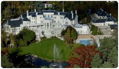 One of the worlds most expensive House's is Updown Court that boasta 103 rooms on 58 acre's this is definately one of the worlds most expensive properties