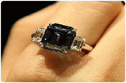 THE WORLDS MOST EXPENSIVE JEWELERY DIAMOND RING SOLD FOR $8  MILLION