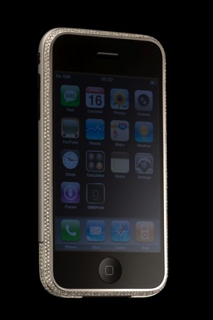 The worlds most expensive mobile phone, the diamond encrusted iphone by Amosu priced at £20'000